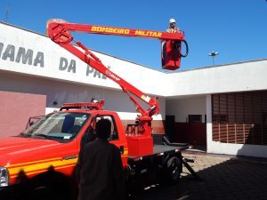 viatura bombeiros - Corpo de Bombeiros utiliza solução para trabalho em altura